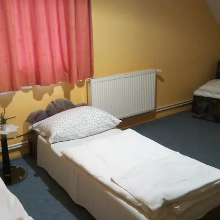 Bed & Breakfast Flamingo Etterem Szallashely