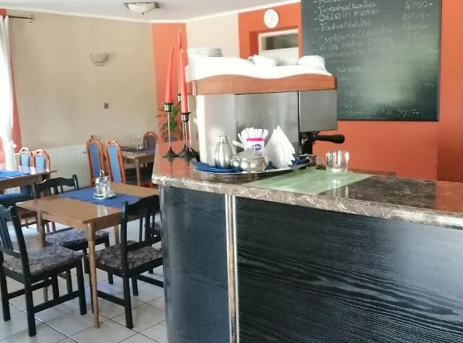 Flamingo Etterem Szallashely 3* Somlojeno