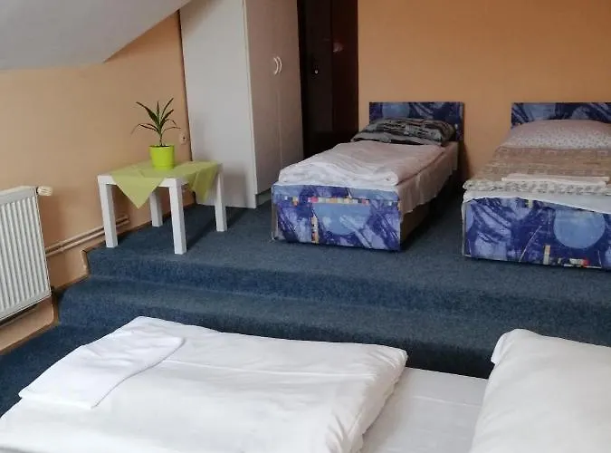 Flamingo Etterem Szallashely B&B 3*